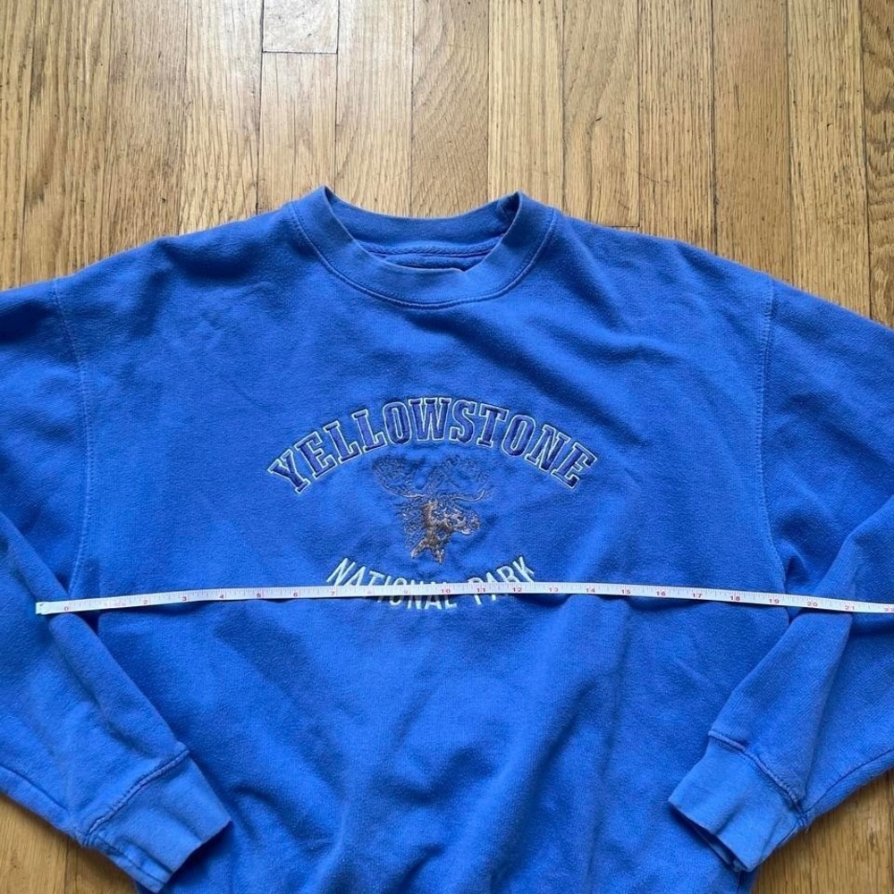 Yellowstone National Park Blue Crewneck Sweatshirt Women's Small 80% Cotton - Picture 7 of 8